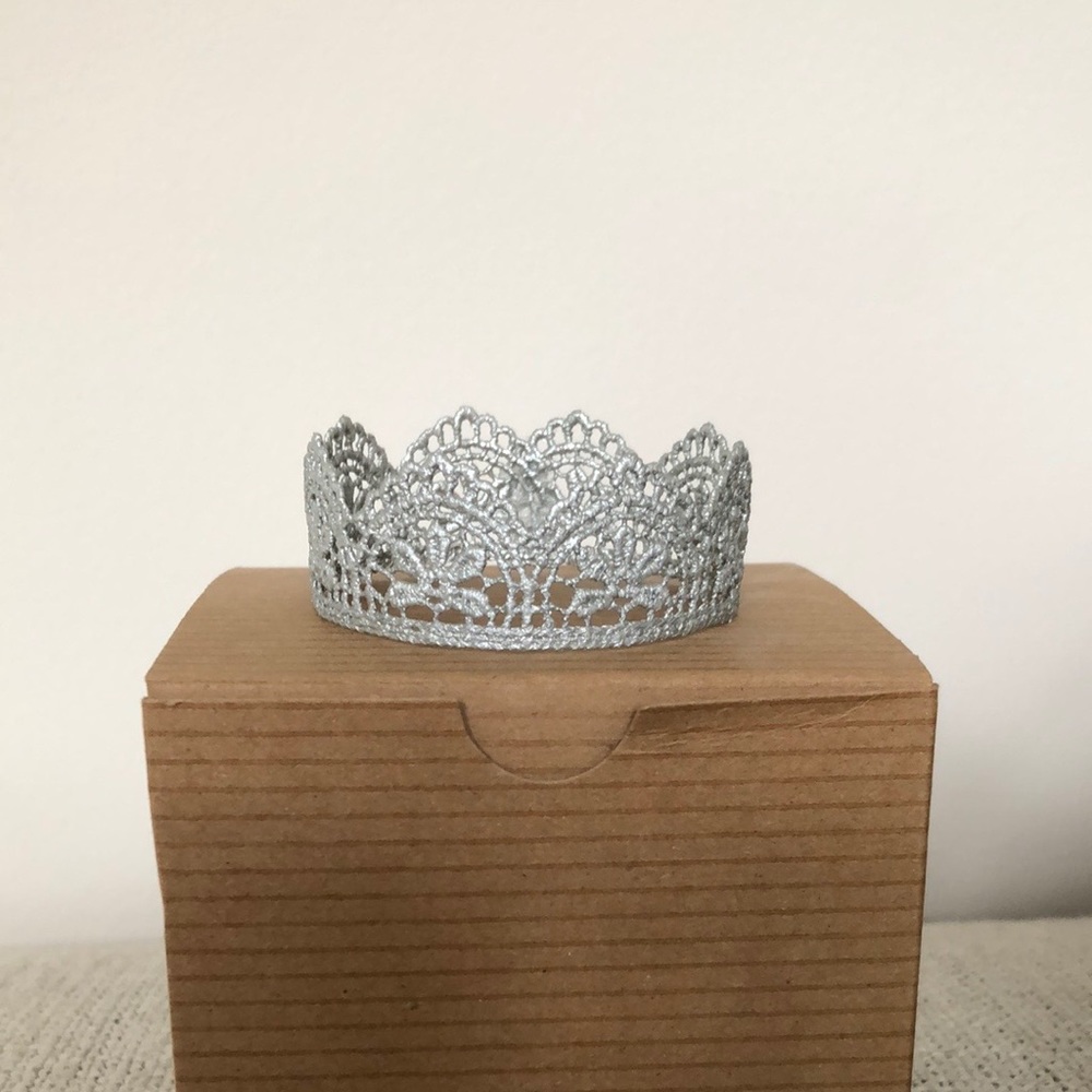 Lace Newborn Crown